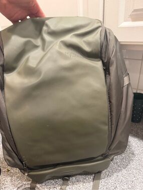 The North Face Men's Olive Green & Gray Backpack Kabig